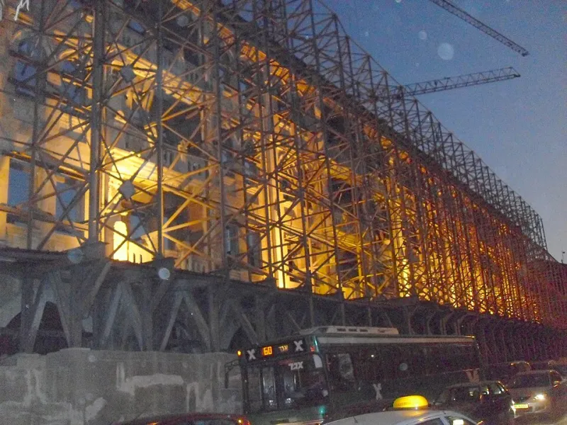 After Dark, Before Deadline: The Quiet Rise of America's Overnight Construction Economy