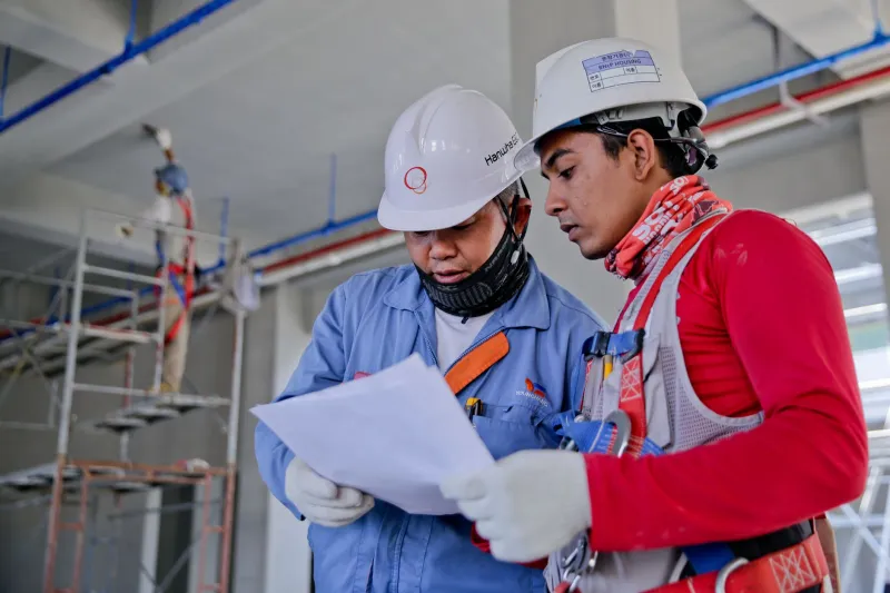 Losing Ground: How Infrastructure Firms Are Hemorrhaging Engineering Talent to Higher-Paying Sectors